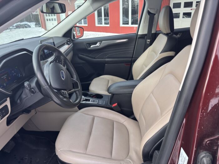 Ford Escape Titanium hybride – Image 7