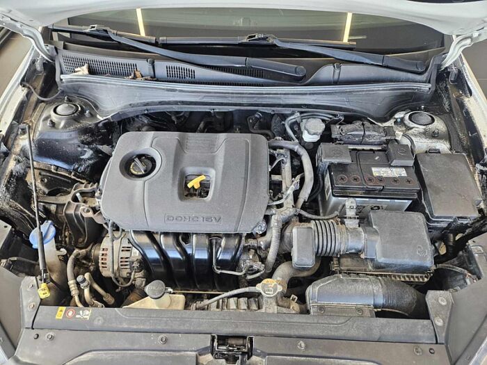 Kia Forte LX – Image 8
