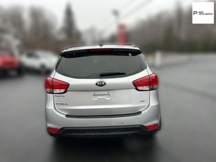 KIA Rondo - – Image 3
