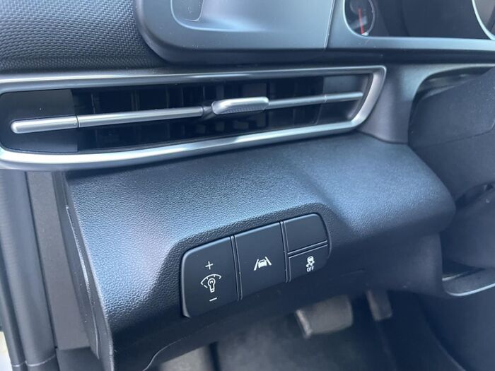 Hyundai Elantra Preferred IVT BLUETOOTH CAMÉRA SIÈGES CHAUFFANT – Image 21