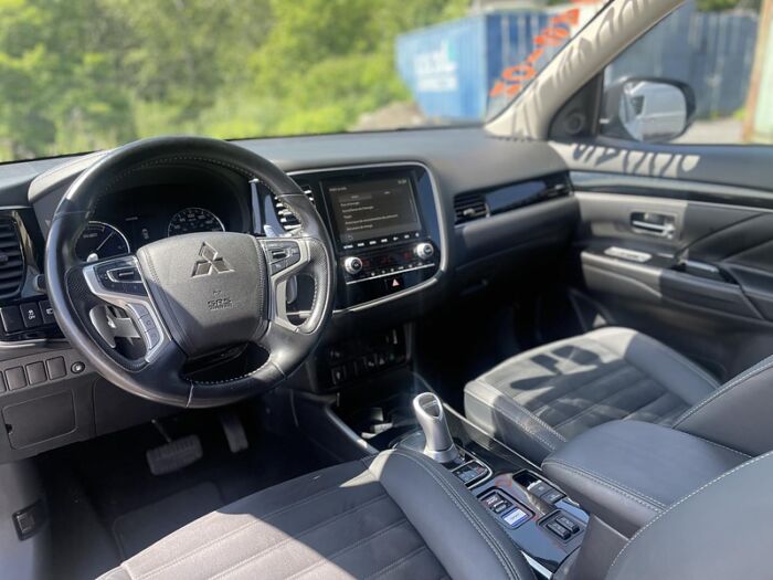 Mitsubishi Outlander PHEV SE S-AWC ANGLE MORT/CARPLAY/SIEGE CHAUFFANT – Image 10
