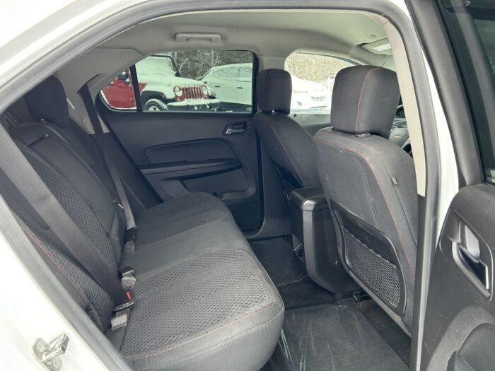 Chevrolet Equinox LS – Image 8
