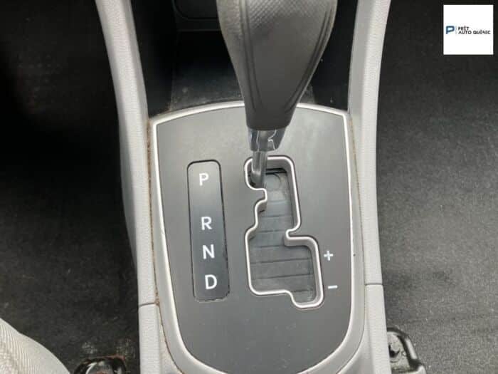 Hyundai Accent GL – Image 19