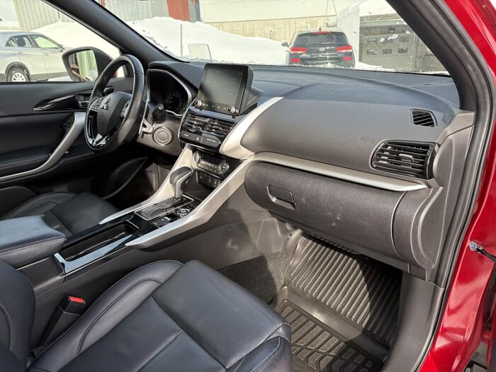 Mitsubishi Eclipse Cross GT S-AWC BLUETOOTH CUIR TOIT CAMÉRAS 360 GPS – Image 40