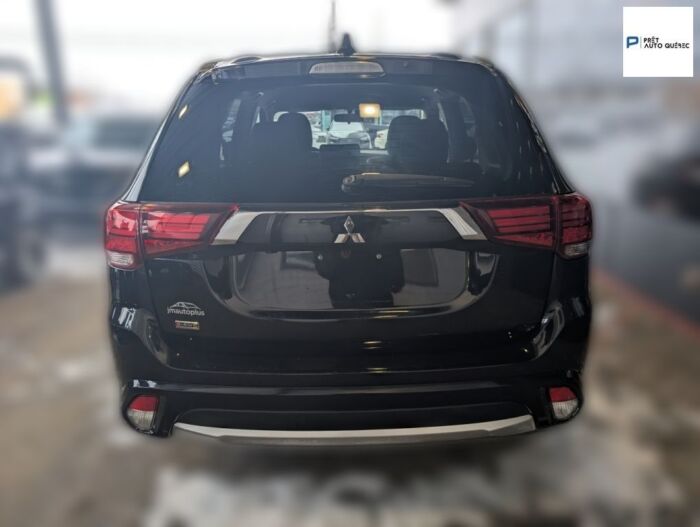Mitsubishi Outlander PHEV SE - Image 7
