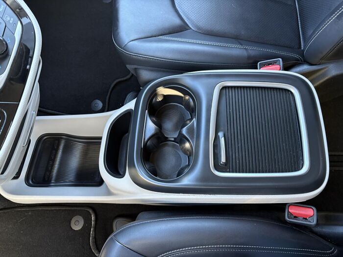 Chrysler Pacifica Touring L TA BLUETOOTH SIÈGES CHAUFFANT CAMÉRA – Image 39