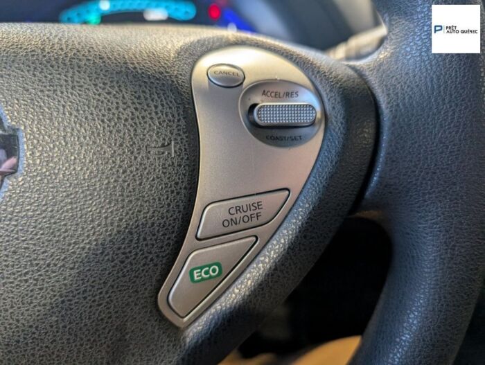 Nissan Leaf SV - Image 12