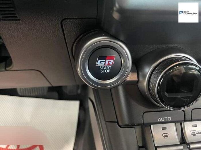 Toyota GR86 - VÉHICULE NEUF - – Image 12
