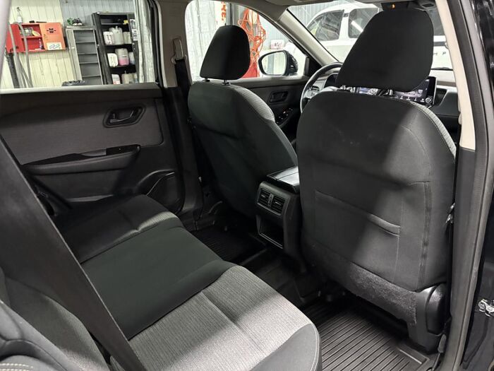 Nissan Rogue S TI – Image 23