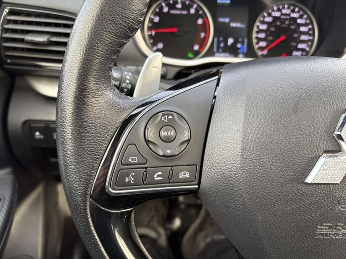 Mitsubishi Eclipse Cross GT S-AWC BLUETOOTH CUIR TOIT CAMÉRAS 360 GPS – Image 23