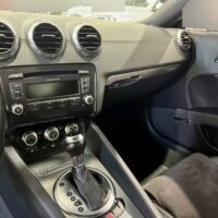 Audi TT 2,0T - Image 12