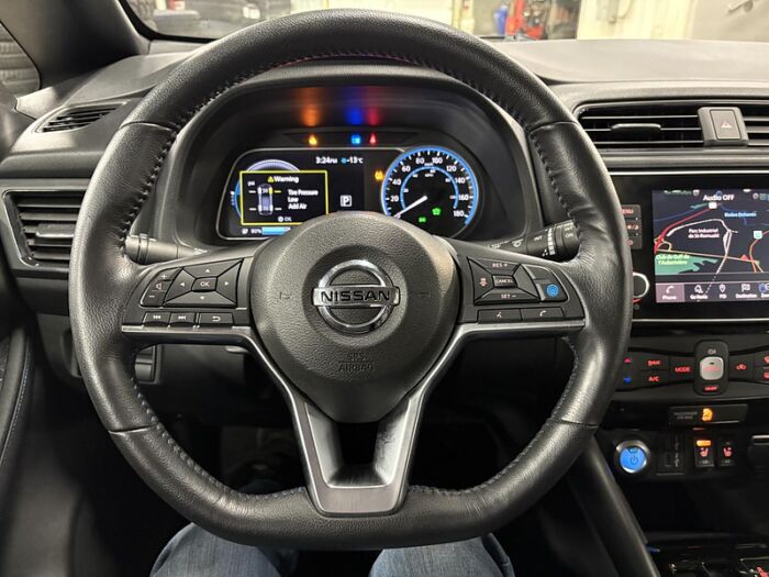 Nissan LEAF SV PLUS BLUETOOTH GPS CAMÉRA 360 BAS KILOMÉTRAGE – Image 21