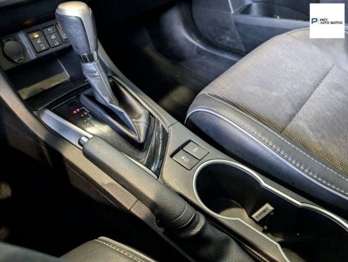 Toyota Corolla S – Image 12