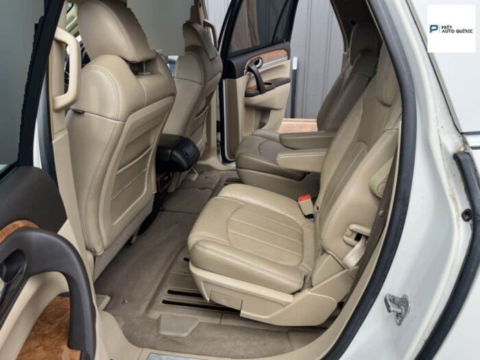 Buick Enclave CXL – Image 8