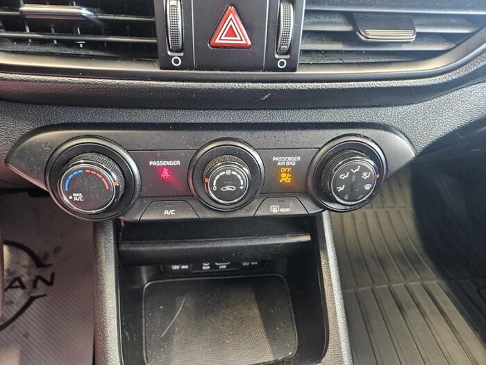 Kia Forte LX – Image 12