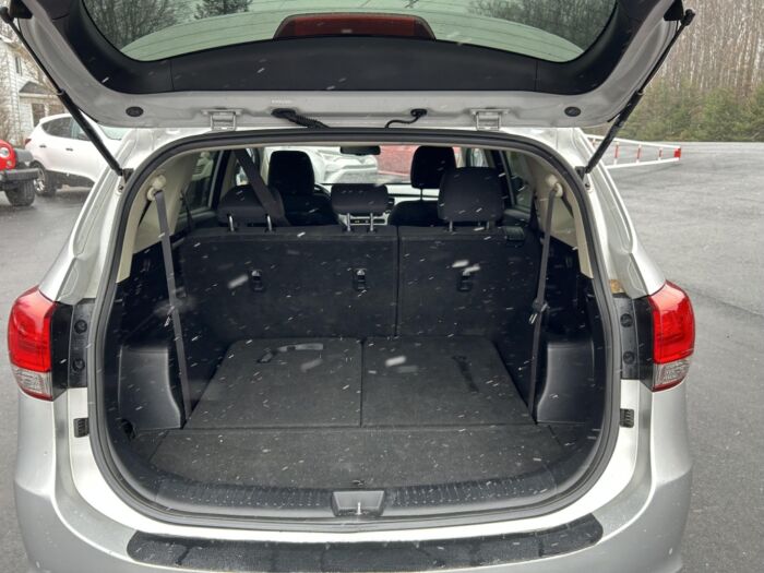 KIA Rondo - – Image 7