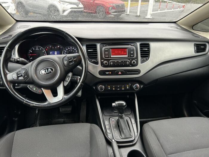 KIA Rondo - – Image 9
