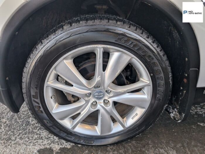 Infiniti QX70 Premium – Image 26