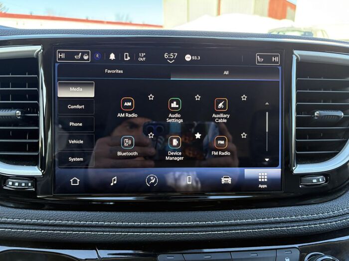 Chrysler Pacifica Touring L TA BLUETOOTH SIÈGES CHAUFFANT CAMÉRA – Image 38