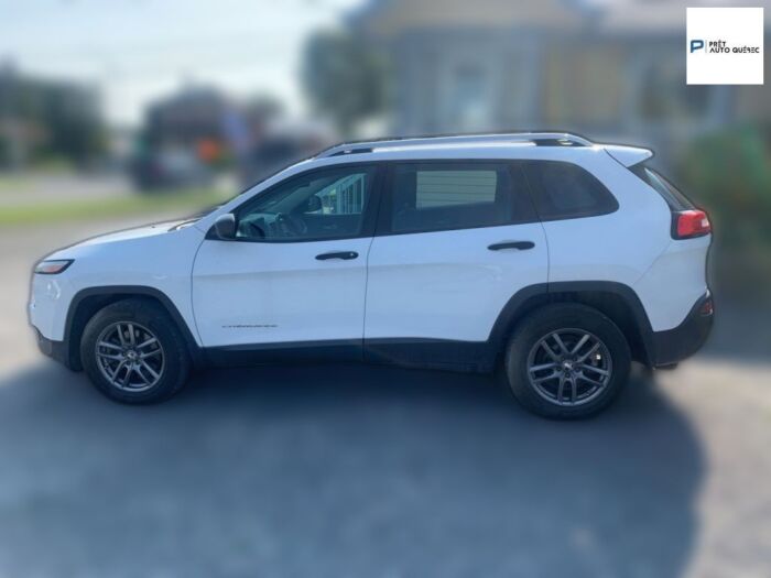 Jeep Cherokee Sport – Image 9