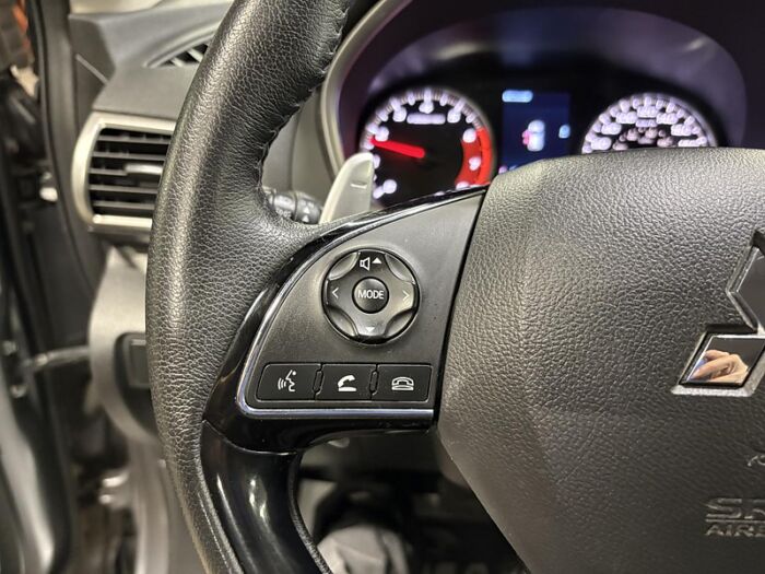 Mitsubishi Eclipse Cross SE S-AWC BLUETOOTH CAMÉRA SIÈGES CHAUFFANT – Image 21