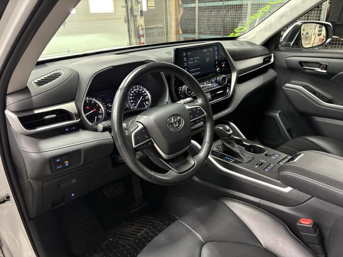Toyota Highlander XLE TI BLUETOOTH CUIR TOIT CAMÉRA  GPS – Image 24