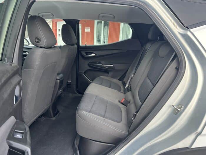 Chevrolet Bolt EUV LT – Image 10