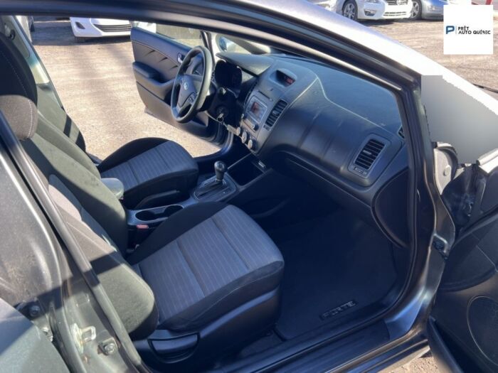 KIA Forte LX – Image 9