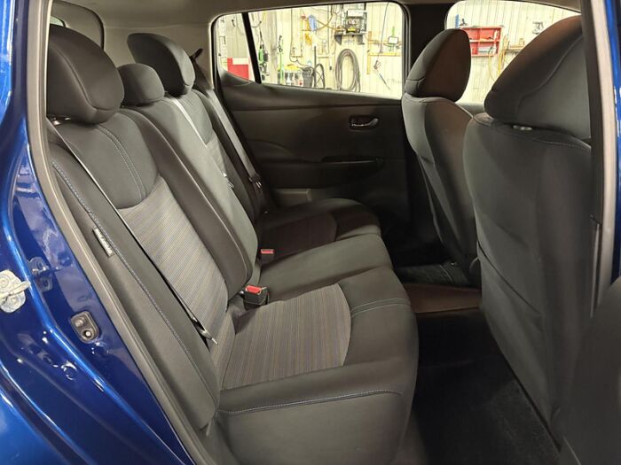 Nissan LEAF SV PLUS BLUETOOTH GPS CAMÉRA 360 BAS KILOMÉTRAGE – Image 28