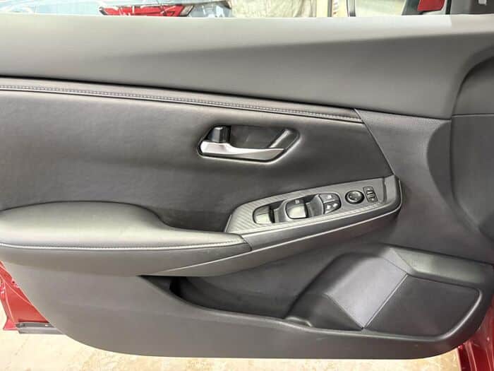 Nissan Sentra SV BLUETOOTH SIÈGES CHAUFFANT BAS KILO CAMÉRA – Image 26