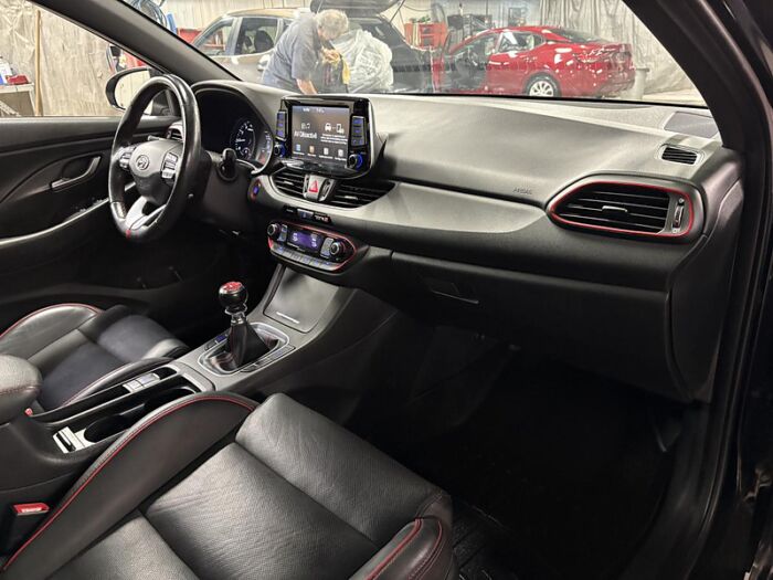 Hyundai Elantra GT Sport BM TOIT PANORAMIQUE/BAS MILLAGE/BAS PRIX – Image 31