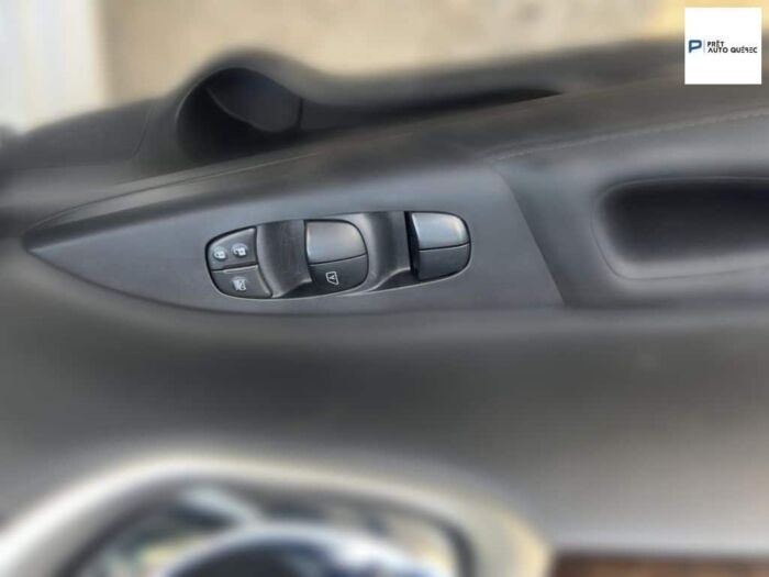 Nissan Sentra SL – Image 12