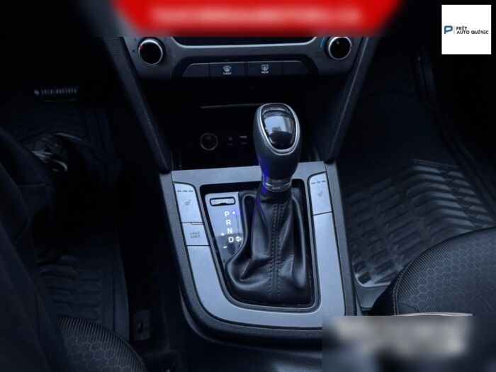 Hyundai Elantra SE N/A – Image 11