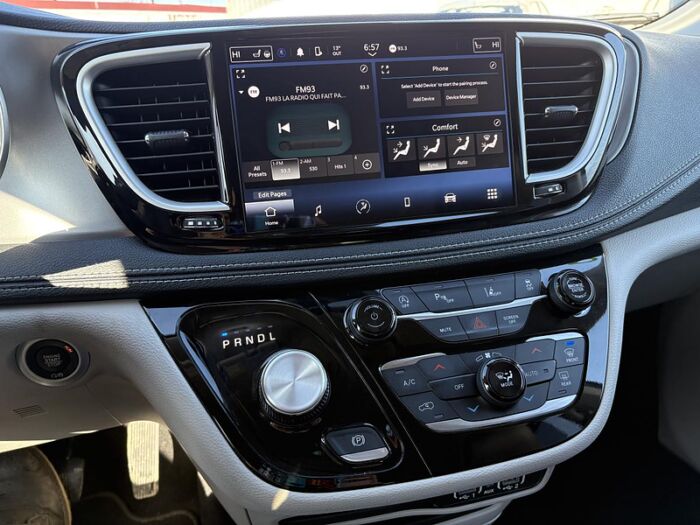Chrysler Pacifica Touring L TA BLUETOOTH SIÈGES CHAUFFANT CAMÉRA – Image 35