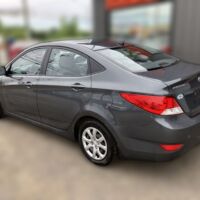 Hyundai Accent GL - Image 7