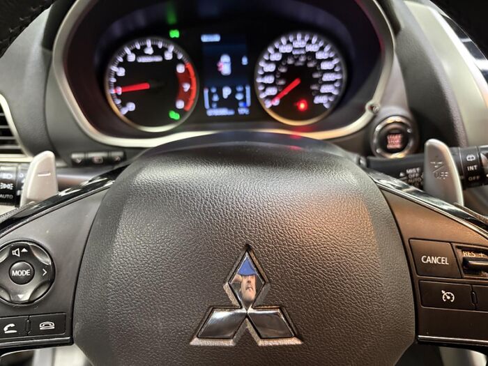 Mitsubishi Eclipse Cross SE S-AWC BLUETOOTH CAMÉRA SIÈGES CHAUFFANT – Image 38