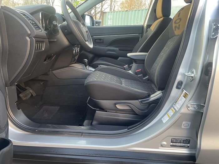 Mitsubishi RVR ES AWC/ TRES BAS MILLAGE/JAMAIS ACCIDENTÉ/UN PROPR – Image 14