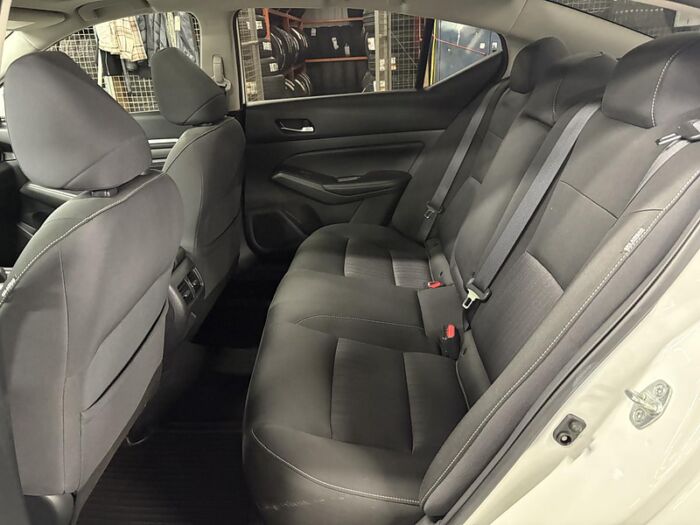 Nissan Altima 2.5 SV AWD BLUETOOTH TOIT CAMÉRA BAS KILOMÈTRE – Image 13