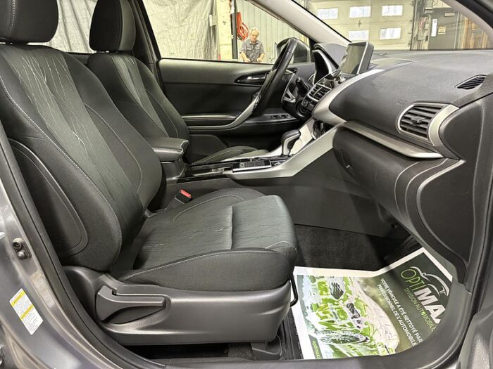 Mitsubishi Eclipse Cross SE S-AWC BLUETOOTH CAMÉRA SIÈGES CHAUFFANT – Image 25