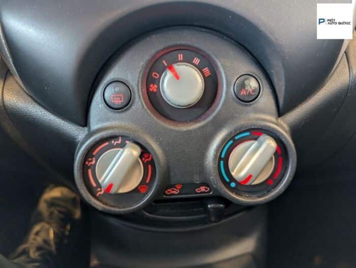 Nissan Versa SL – Image 17
