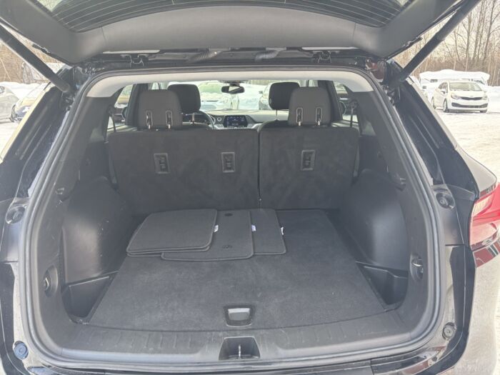Chevrolet Blazer LT – Image 11