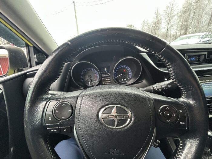 Scion iM - – Image 12