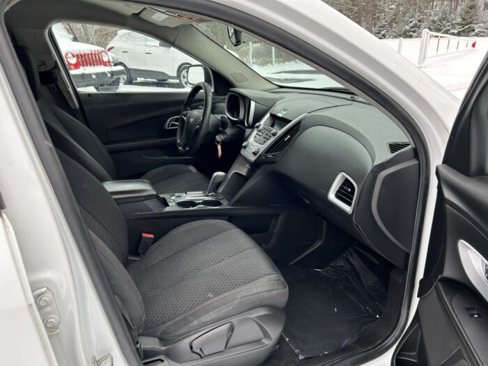 Chevrolet Equinox LS – Image 5