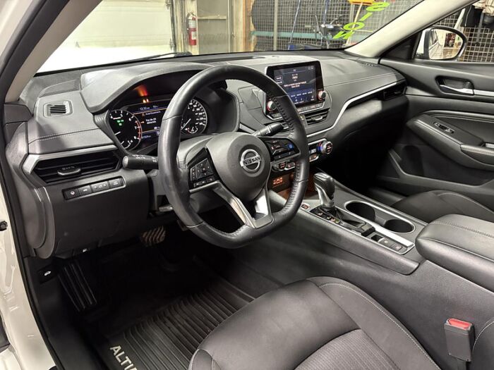 Nissan Altima 2.5 SV AWD BLUETOOTH TOIT CAMÉRA BAS KILOMÈTRE – Image 32