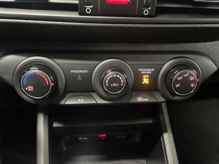 Kia Forte LX BLUETOOTH CAMÉRA SIÈGES CHAUFFANT – Image 26