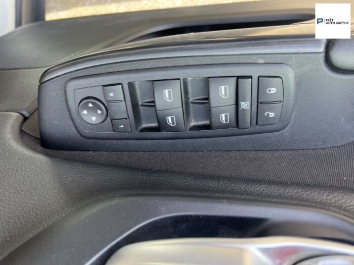 Jeep Cherokee Sport – Image 13