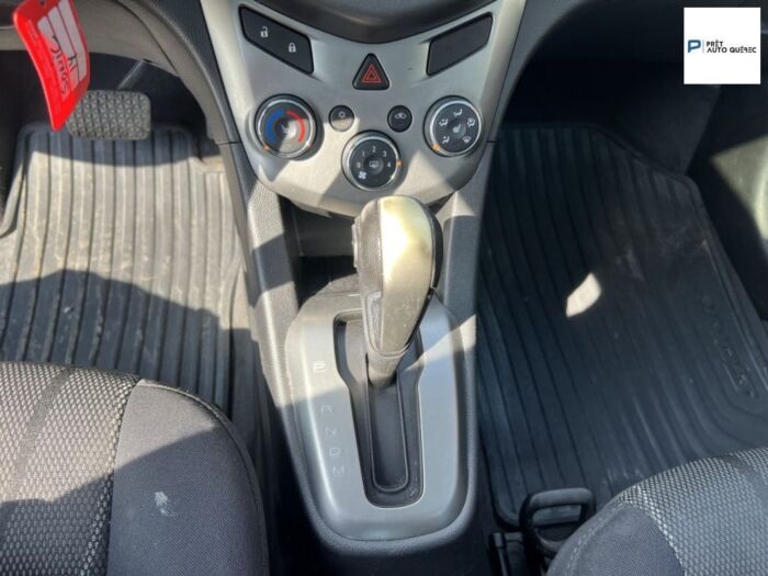 Chevrolet Sonic LT – Image 15