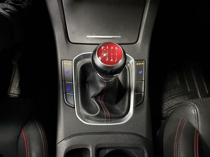 Hyundai Elantra GT Sport BM TOIT PANORAMIQUE/BAS MILLAGE/BAS PRIX – Image 35