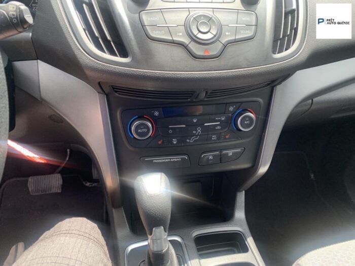 Ford Escape SE - Image 19