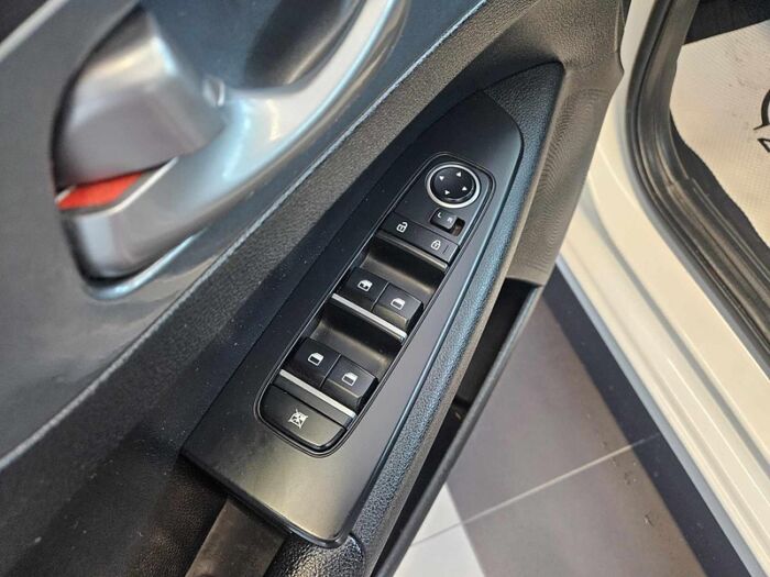 Kia Forte LX – Image 17